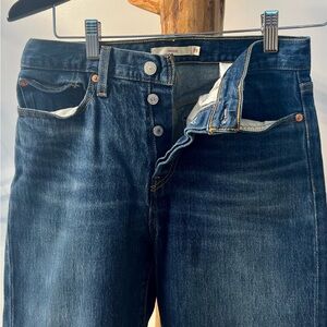 🍉 Levi’s Wedgie Jeans